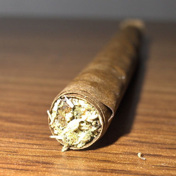 How to Roll a Blunt a Master Cannabismo